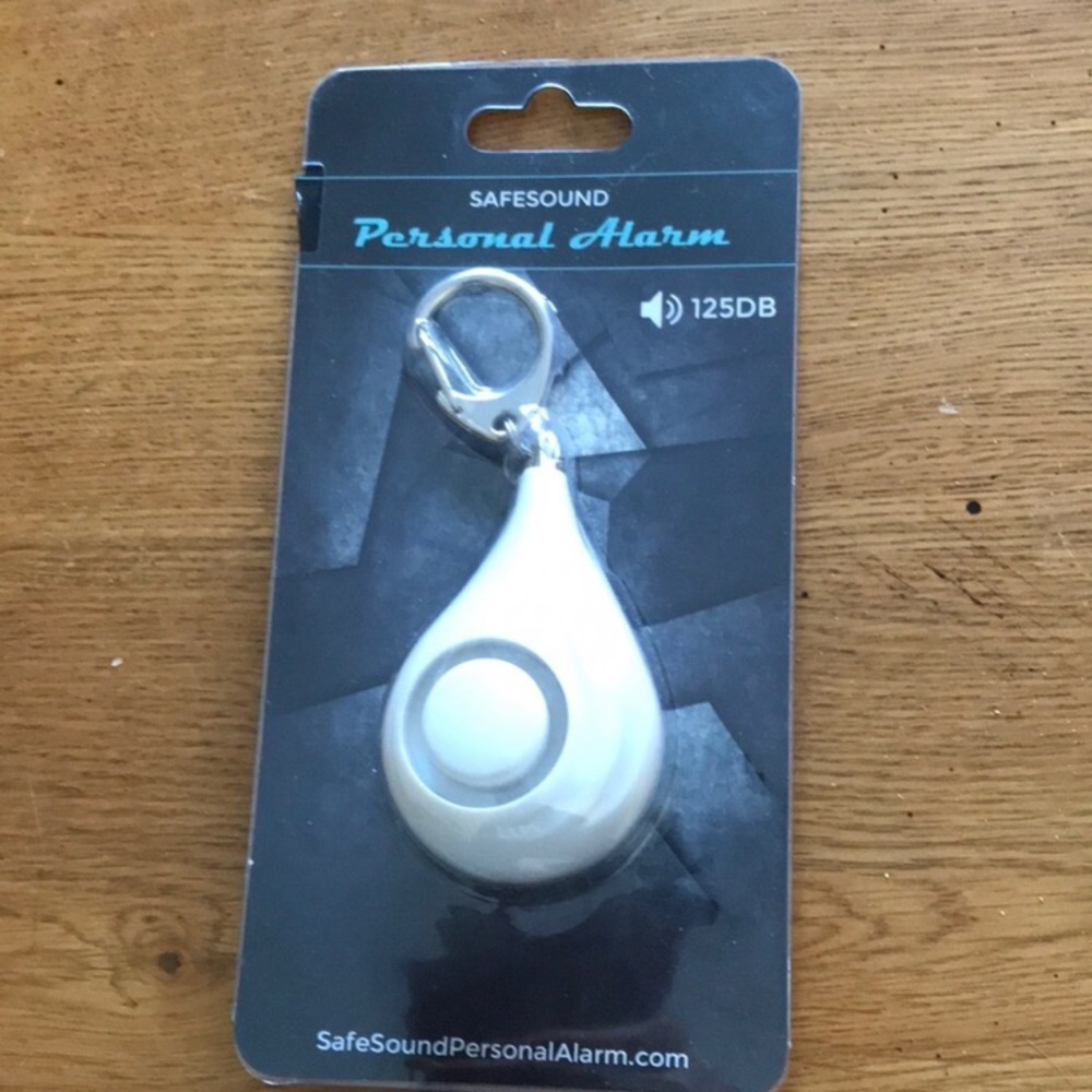 NWOT SafeSound personal alarm